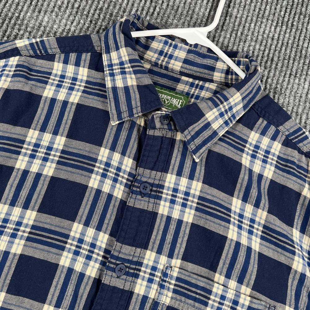 American Eagle Shirt Mens Large Blue Plaid Long Sleeve Button Up Casual Comfort